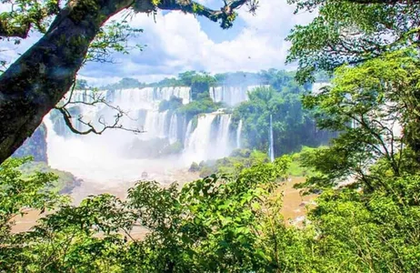 Foz do Iguaçu Tour Cataratas do Iguaçu: Lado Argentina, Passeio de Barco e City Tour - Privado (Também IGU Pick-up)