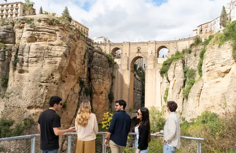 Málaga Tour From Malaga: Ronda city tour, wine and olive oil tasting.