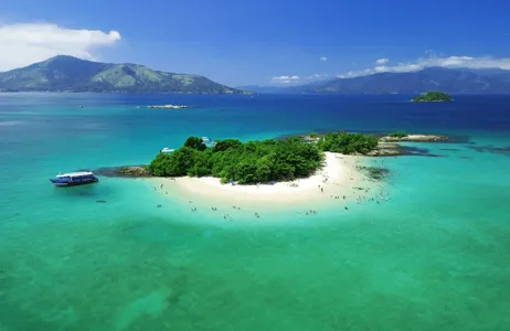 Rio de Janeiro Tour Paseo en barco por las paradisíacas islas de Ilha Grande - Saliendo desde Barra da Tijuca