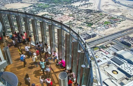 Dubai Tour Entrada no The Top Burj Khalifa com chá da tarde no Al Bayt
