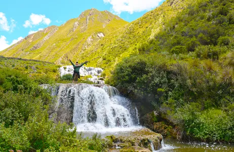 Huamanga Tour Sarhua - Explora el impresionante valle de las cascadas