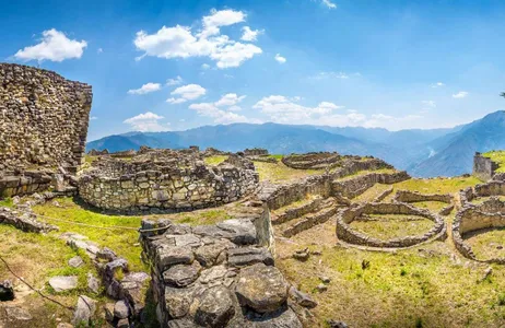 Chachapoyas Tour Sitio arqueológico de Kuelap: un viaje al pasado