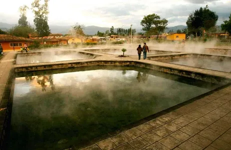 Cajamarca Tour Encantos Coloniais: Hacienda La Colpa e Baños del Inca