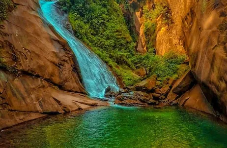 Coronel Portillo Tour Descubra la belleza de las cascadas del Padre Abad