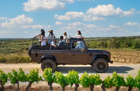 Barcelona Tour Cata de vinos, cava del Penedés y experiencia en viñedos en 4x4 desde Barcelona