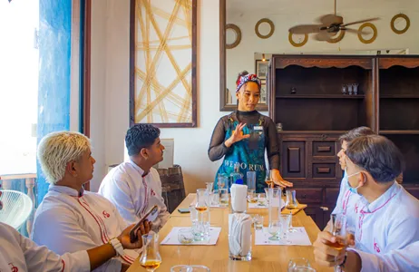 Cartagena Tour Rum Tasting in Cartagena - Passengers staying in the Colonial Sector
