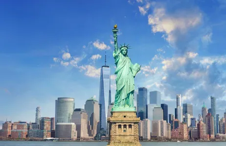New York Tour Statue of Liberty and Ellis Island Guided Experience