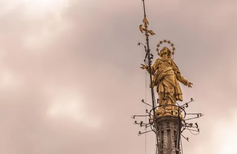 Milan Tour Acesso direto à Catedral Duomo e visita guiada ao terraço