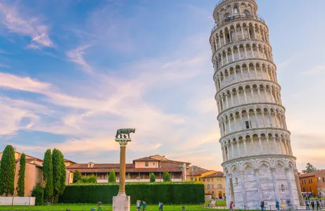Florence Tour O melhor de Pisa, Lucca e Volterra: Visita guiada para pequenos grupos saindo de Florença