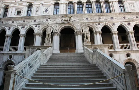 Venice Tour Visita guiada para pequenos grupos ao Palácio Ducal e à Basílica de São Marcos