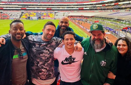 Mexico City Tour Ciudad de México: Vive la experiencia de un partido de fútbol con los locales