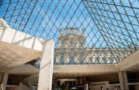 Paris Ticket Museu do Louvre - Visita com aplicativo para baixar (acesso reservado)