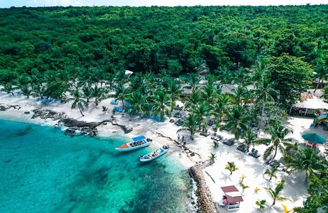 San Rafael del Yuma Tour Lancha rápida em Bayahibe: Ilha Saona, mergulho com tartarugas e almoço