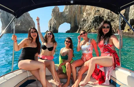 Cabo San Lucas Tour Cabo a Arco Yacht Tour, Pelican Rock, Snorkeling, and Sightseeing