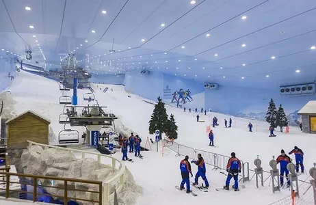 Dubai Tour Passeio de esqui em Dubai com traslados privativos