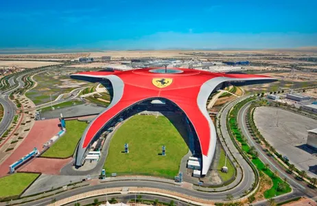 Abu Dhabi Tour Ingressos para o Ferrari World Abu Dhabi