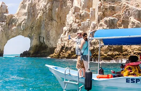 Cabo San Lucas Ticket Cabo San Lucas Arch and City Tour: Glass Bottom Boat and Tequila