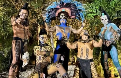 Cancún Ticket Dia dos Mortos em um cenote mágico