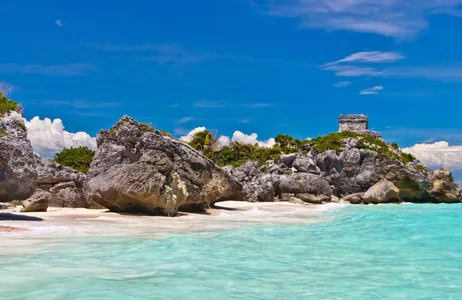 Cancún Tour Day Tour: Tulum, Coba Mayan Ruins with Cenote Swim and Buffet Lunch