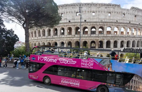 Roma Tour Hop On Hop Off and Saint Mary Major with audio guide option