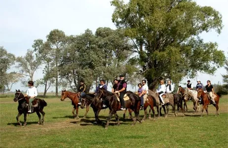 Buenos Aires Tour Estância (Fazenda) Don Silvano saindo de Buenos Aires