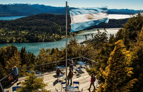 San Carlos de Bariloche Tour Circuito Chico e Cerro Catedral sem subida + Transfer de ida e volta saindo de Bariloche