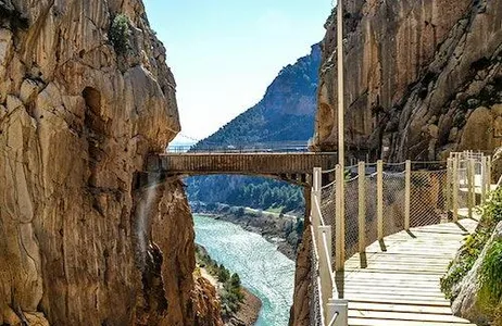 Ardales Ticket Caminito del Rey: tour guiado e traslado de El Chorro