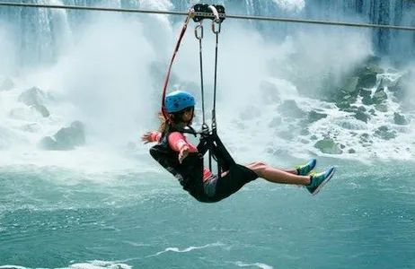 Niagara Falls (CA) Ticket WildPlay Cataratas do Niágara: tirolesa para as cataratas