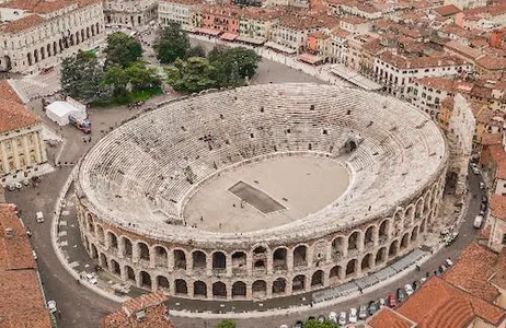 Verona Ticket Verona Opera Arena: ingresso para a ópera e passeio a pé pela cidade