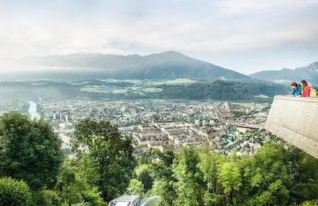 Innsbruck Ticket Passeio de funicular de ida e volta: Innsbruck para Hungerburgbahn