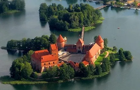 Vilnius Ticket Excursão à Ilha de Trakai saindo de Vilnius + Entrada para o Castelo de Trakai