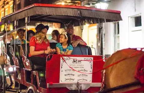 New Orleans Ticket French Quarter Ghost Tour em carruagem puxada por mulas