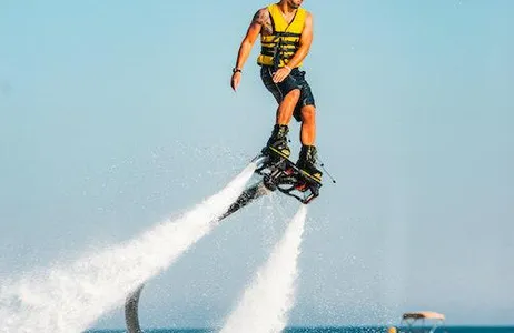 Mykonos Ticket Mykonos Super Paradise Beach: aluguel de flyboard