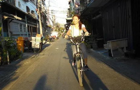 Bangkok Ticket Siam Ratree Bangkok Night Tour de bicicleta: Follow Me Bike Tours