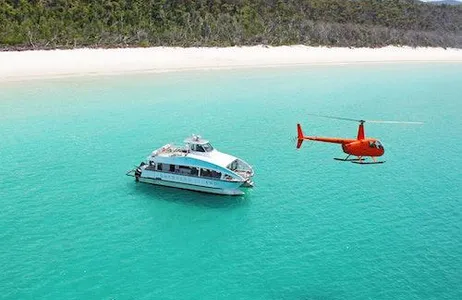 Airlie Beach Ticket Excursão de helicóptero pela Grande Barreira de Corais com desembarque na praia de Whitehaven