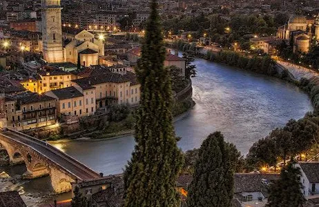 Milan Ticket Verona e Lago de Garda: Viagem de um dia saindo de Milão