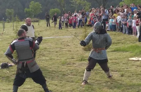 Sliven Ticket Fortaleza Medieval de Tuida: tour guiado em inglês