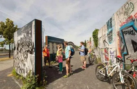 Berlin Ticket Excursão de bicicleta pelo Muro de Berlim e Guerra Fria