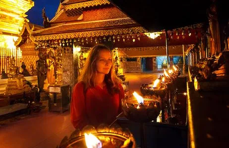 Chiang Mai Ticket Excursão noturna aos templos de Wat Umong e Doi Suthep - meio dia