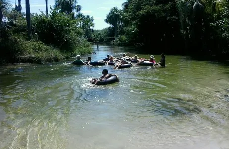 Barreirinhas Tour Cardosa float leaving Barreirinhas