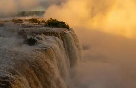 Foz do Iguaçu Tour Amanhecer nas Cataratas com Café da Manhã - com guia