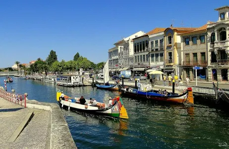 Porto Tour Excursão de meio dia em Aveiro e Costa Nova saindo de Porto