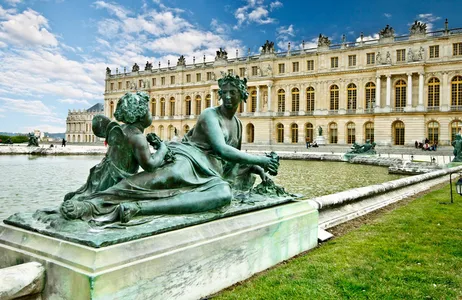 Paris Tour Tour Palacio de Versailles pela manhã