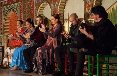 Madrid Tour Espetáculo de Flamenco nas Torres Bermejas com uma  bebida