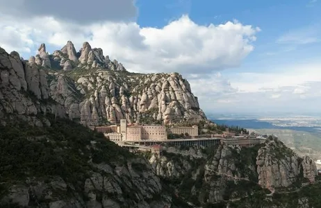 Barcelona Tour Montserrat tour HD half day with transfer 