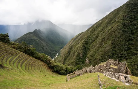 Cusco Tour Passeio privativo pela Trilha Inca Express até Machu Picchu de 2 dias e 1 noite com hospedagem 3 estrelas