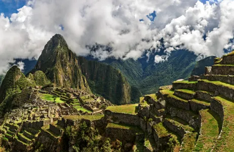 Aguas Calientes Ticket Ingresso para entrada em Machu Picchu pelas montanhas laterais