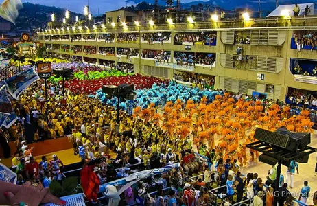 Rio de Janeiro Tour Tour Carnaval e Futebol no Rio de Janeiro - Visita ao Maracanã, Museu do Flamengo e Carnaval experience