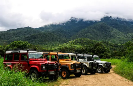Passeio de 4x4 pelas vinhas de Penedés