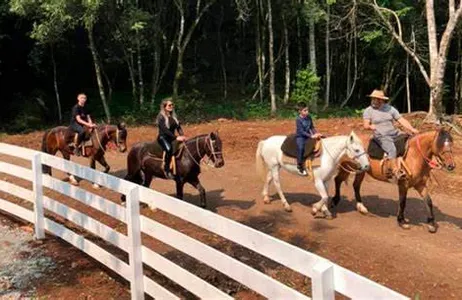 Canela Ticket Ingresso passeio a cavalo no parque fazenda da serra 